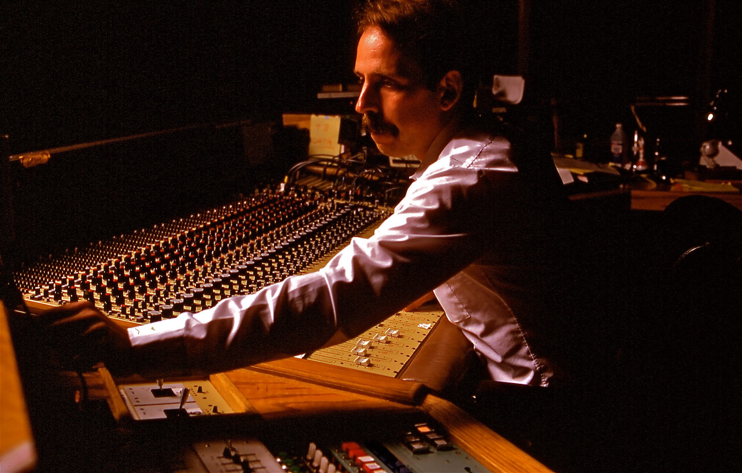 Walter Munch's sound mixing for Apocalypse Now one of the stories presented in Midge Costin's documentary Making Waves: The Art of Cinematic Sound