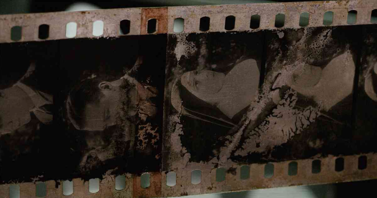 decomposed film strip