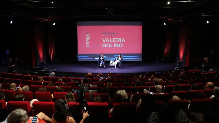 Theater Etiquette — If Not in Cannes Then Where?